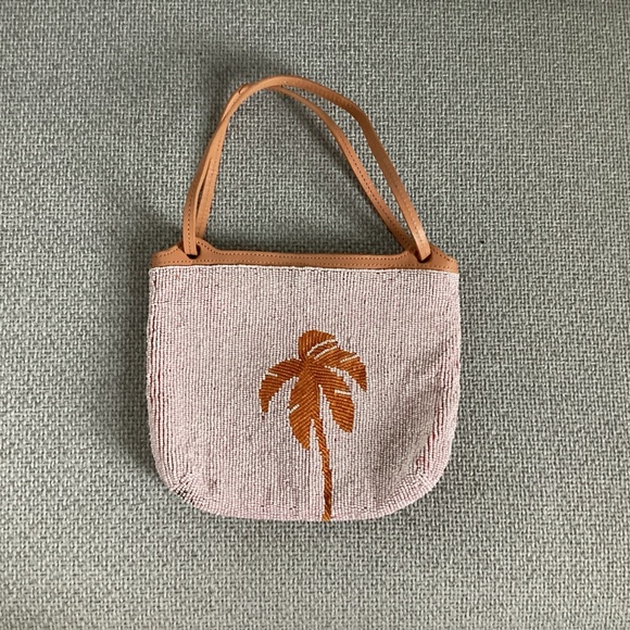 Tommy Bahama small beaded handbag - Picture 2 of 6